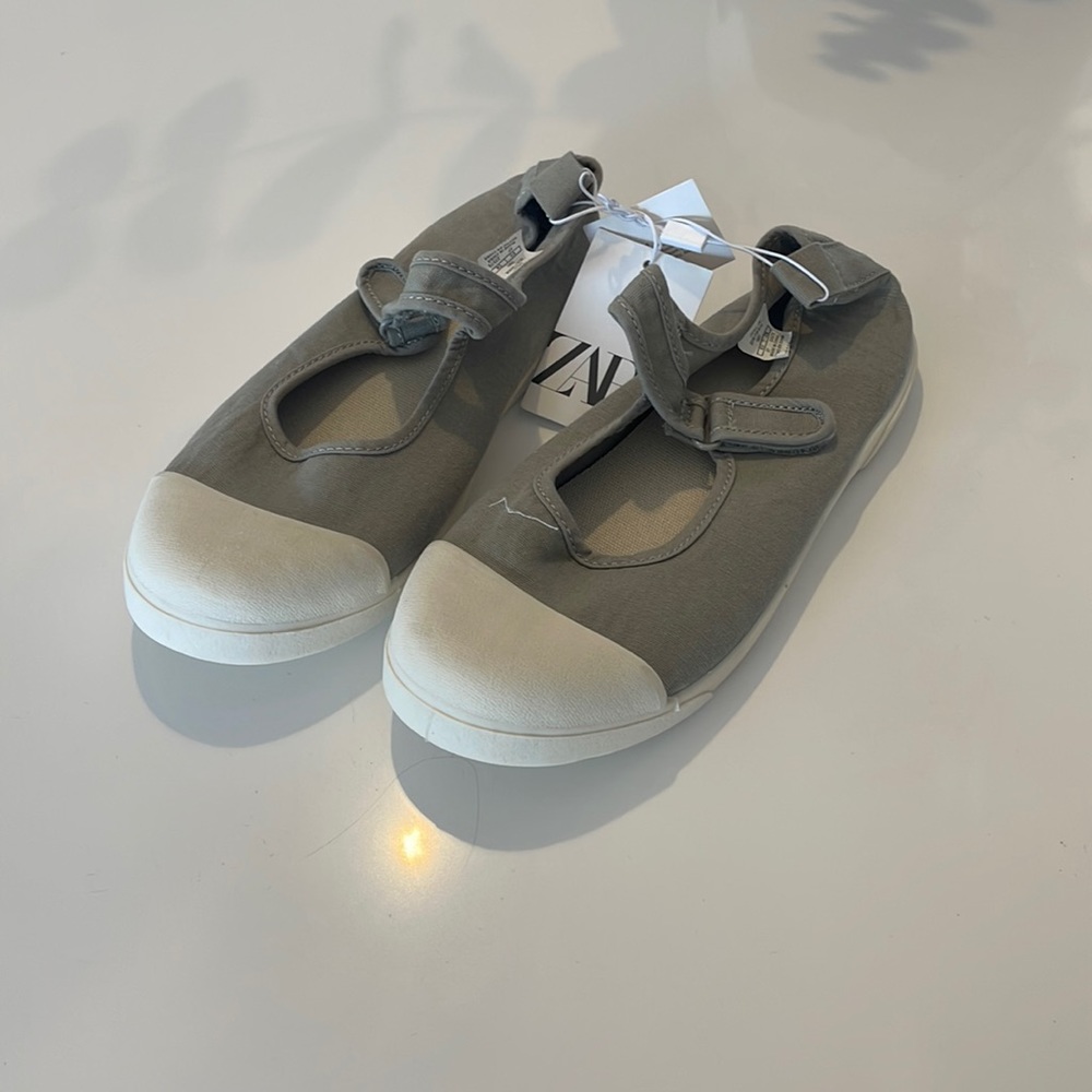NWT shoes